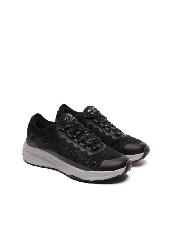 CALZADO ADVENTURE Umbro Hombre 002