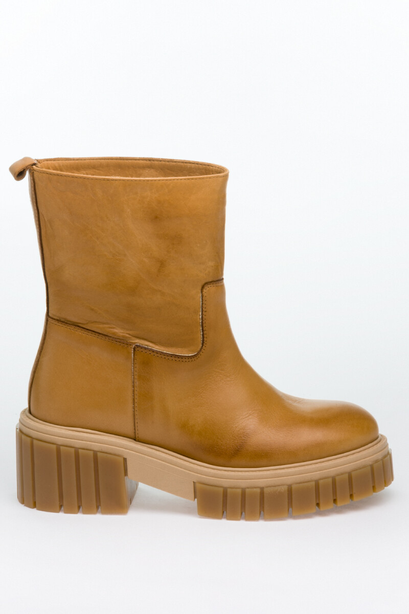 ANKLE BOOT Camel