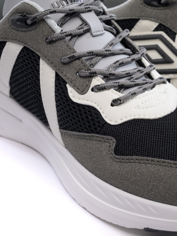 CALZADO HOOD Umbro Hombre 052