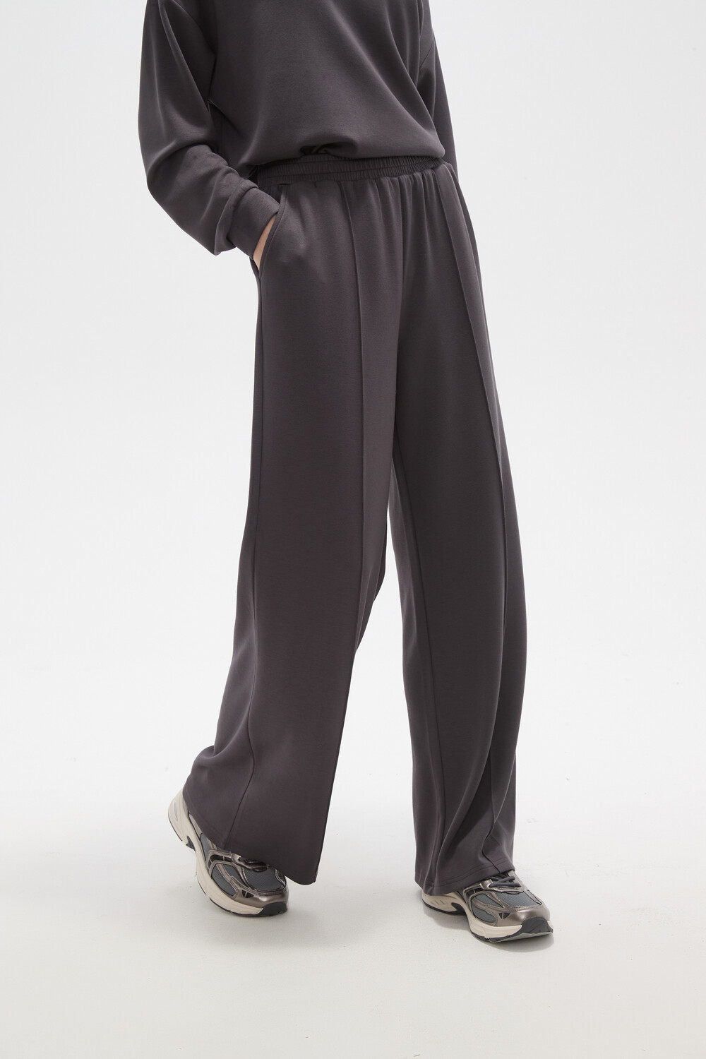 Pantalon Tolina Gris Oscuro