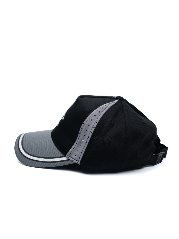 GORRO TRENER Umbro 025
