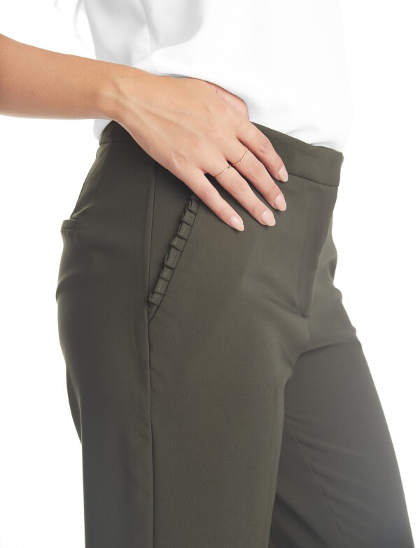 Pantalon Slim & Detalle Plisado OLIVA