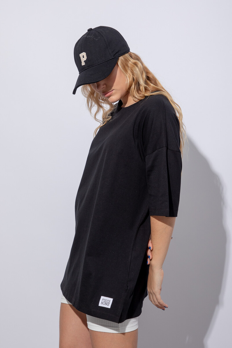 REMERA LETITI Negro