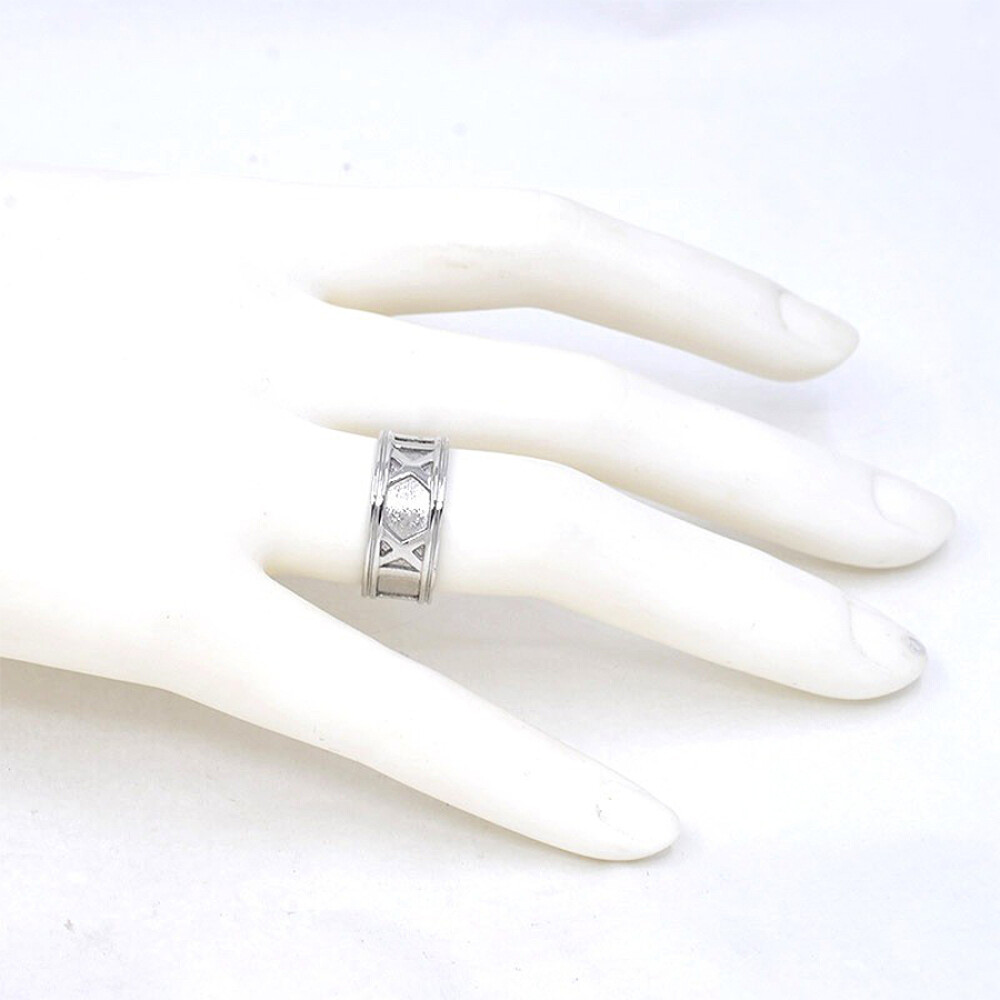 Anillo En Oro 18K Blanco Con Números Romanos Anillo En Oro 18K Blanco Con Números Romanos