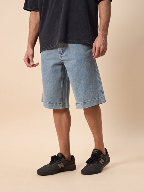 BERMUDA UP AZUL CLARO JEAN