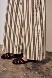 Jean Wide Leg Rayado Oliva Y Crema