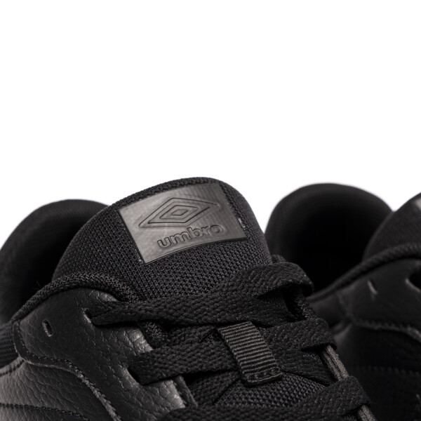 Calzado Max Umbro Hombre 022