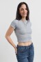 Remera m/c acanalada cuello a la base GRIS MELANGE