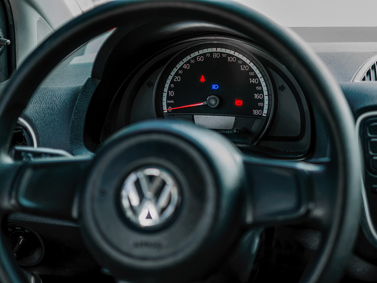 Volkswagen Up 1.0 Take Full | Permuta / Financia Volkswagen Up 1.0 Take Full | Permuta / Financia