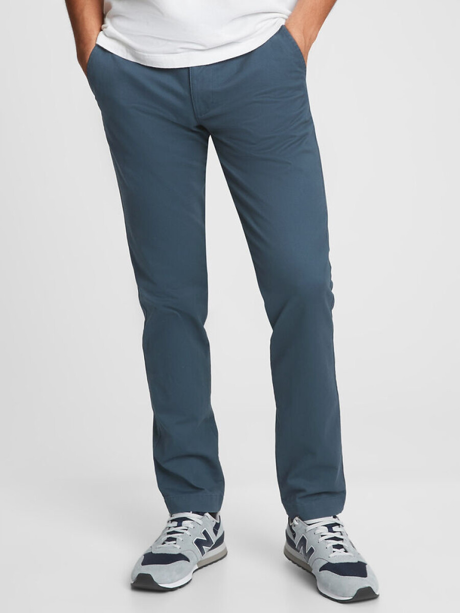 Pantalón Slim Khaki Hombre - Medium Indigo 25 