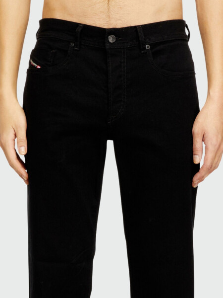 DIESEL - Jeans 2023 D-Finitive 069YP Negro
