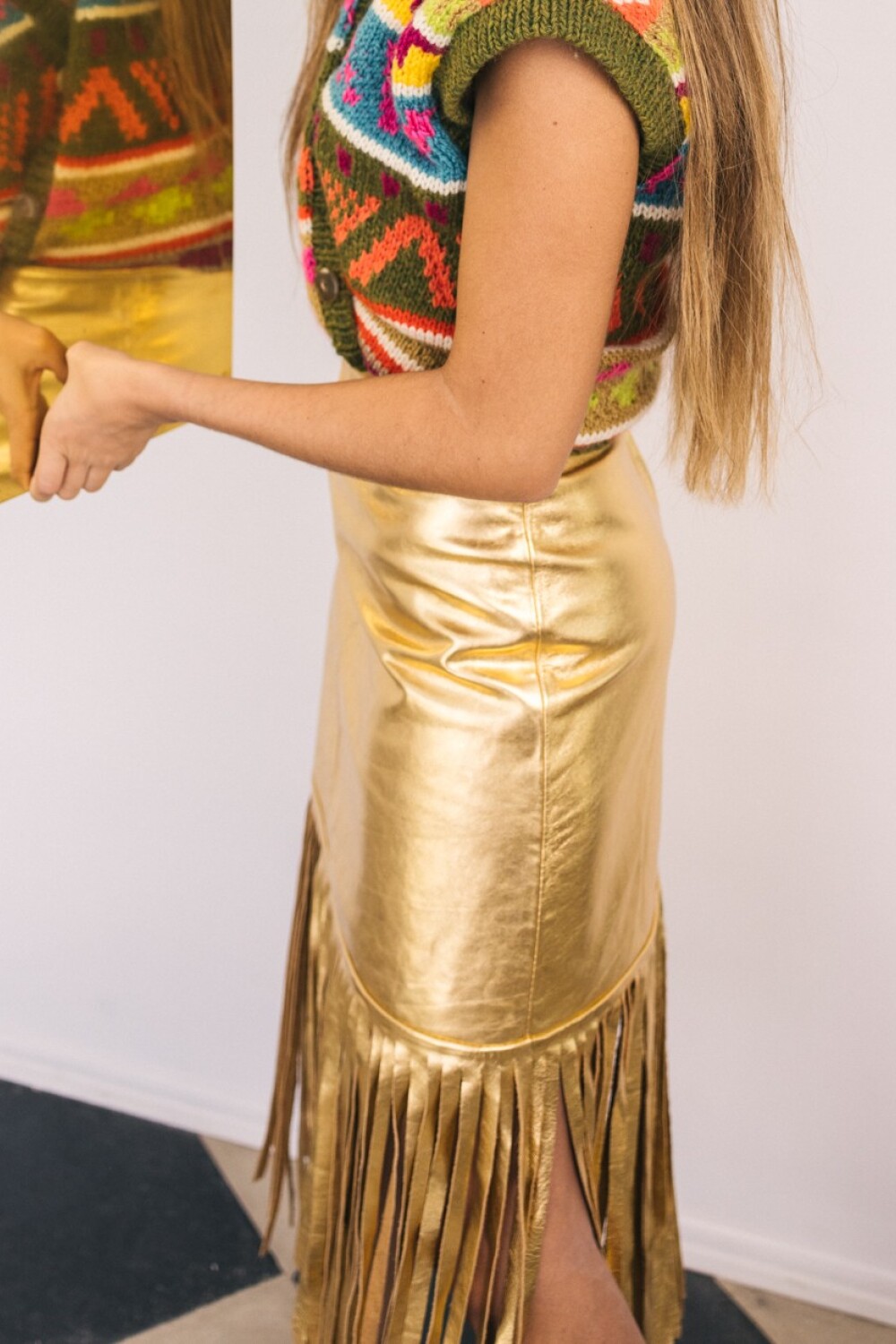 Movement Skirt Dorado Fuerte