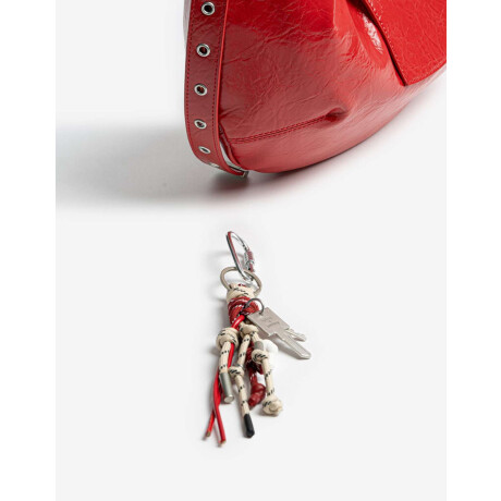 Cartera Saca Con Charm Rojo Cereza