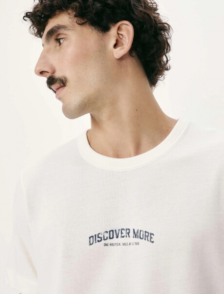 CAMISETA CON ESTAMPADO BLANCO