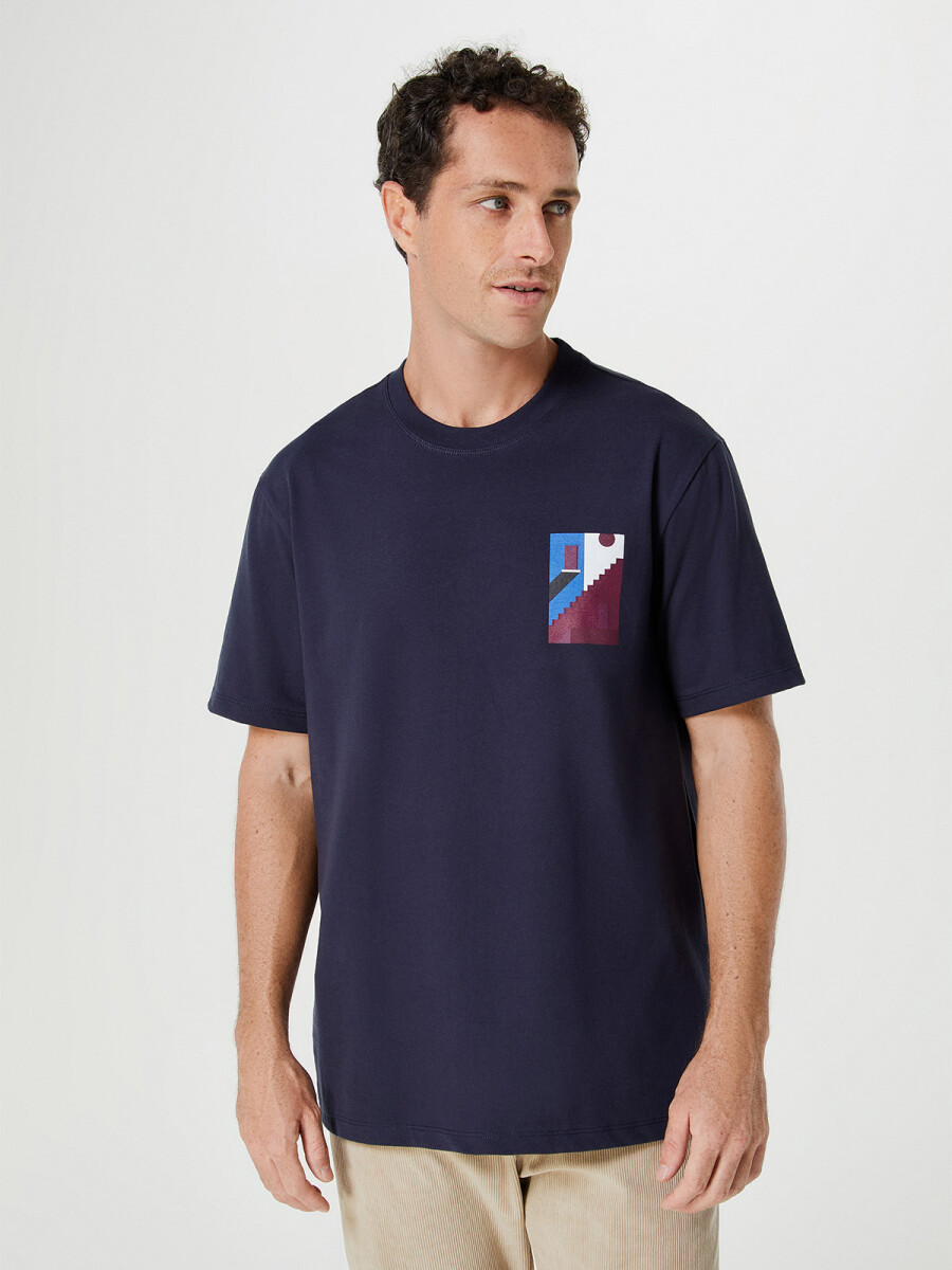 CAMISETA CON ESTAMPA MODELO REGULAR - AZUL 