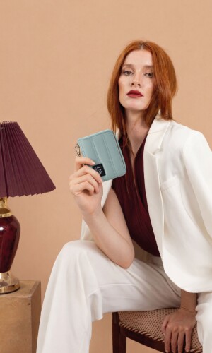 BILLETERA VERA AGUAMARINA