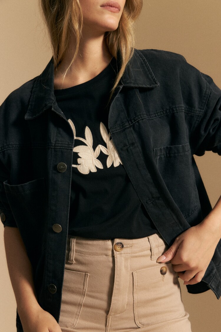 REMERA FLORALIA Negro