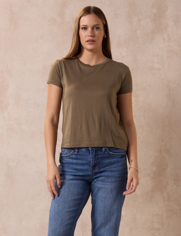 Remera Basica OLIVA