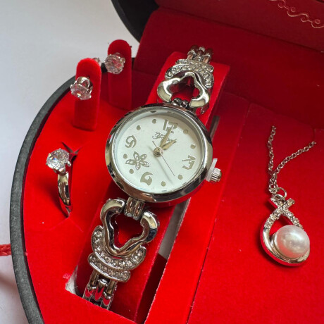 Set De Reloj De Corazón Modelo 3