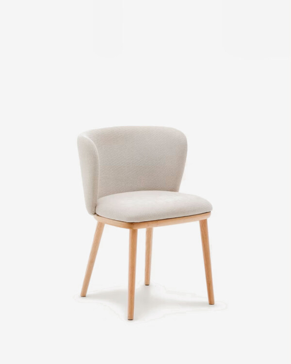 Silla Ciselia chenilla beige y madera maciza de fresno acabado tono natural FSC Mix Credit Silla Ciselia chenilla beige y madera maciza de fresno acabado tono natural FSC Mix Credit