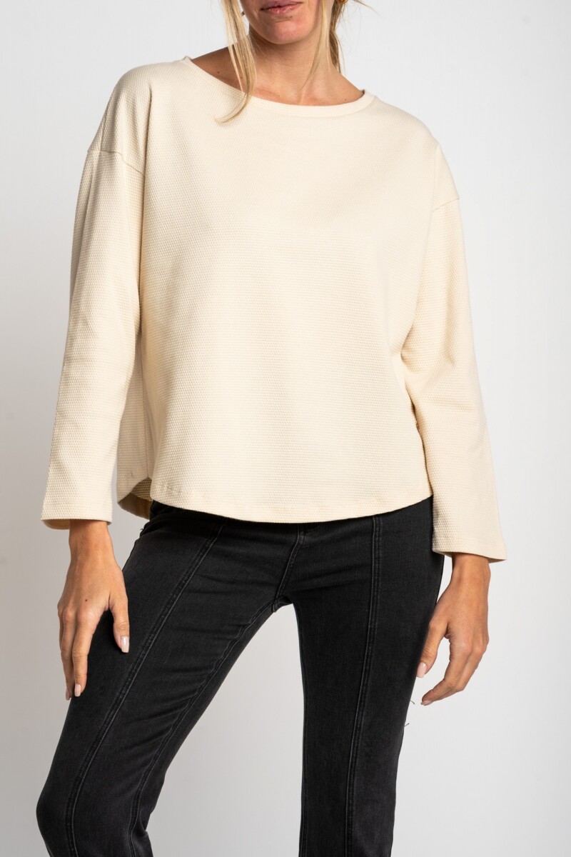 Sweater Arena