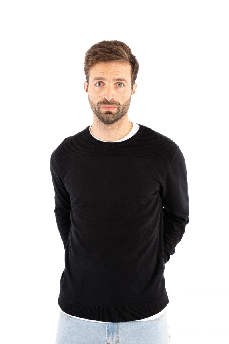 Sweater Triton Negro