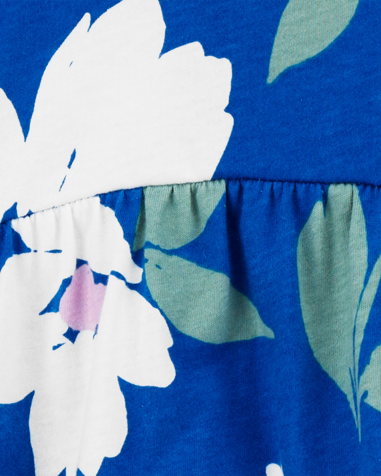 Set tres piezas de algodón, short, blusa y body diseño floral Set tres piezas de algodón, short, blusa y body diseño floral