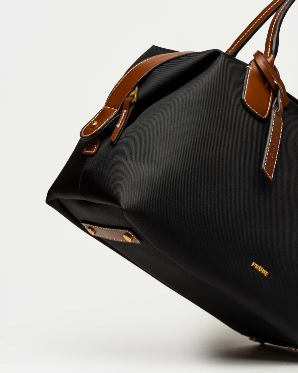 Cartera de mano Wind en nylon Negro