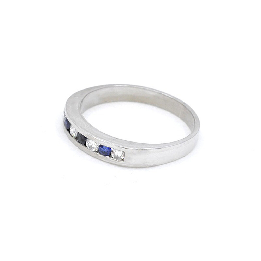 Anillo Medio Sin Fin En Oro Blanco, Brillantes Y Zafiros Anillo Medio Sin Fin En Oro Blanco, Brillantes Y Zafiros