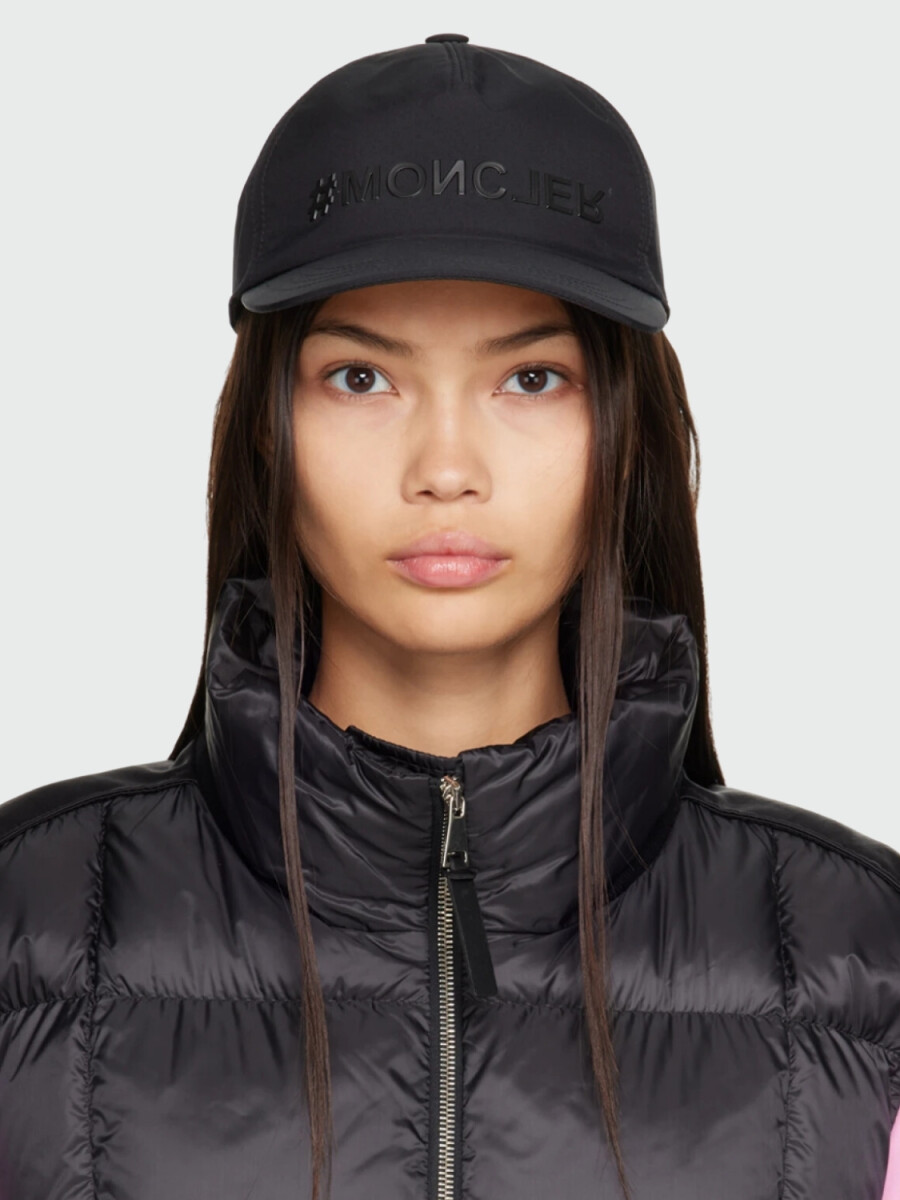 Moncler -Gorro con visera de poliéster - Negro 