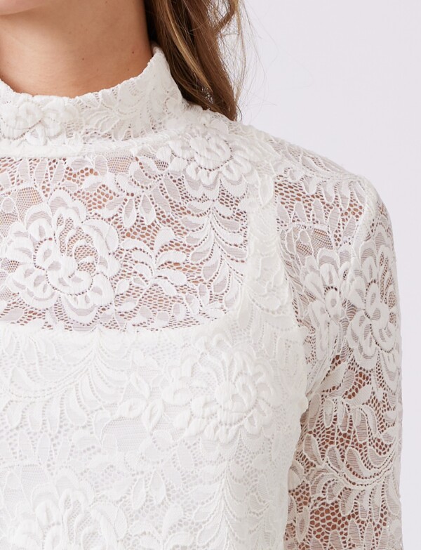 Blusa Encaje CRUDO