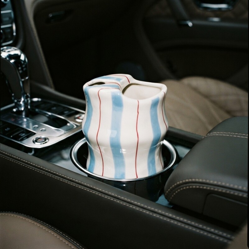 Taza de café de cerámica para viaje a rayas Celeste