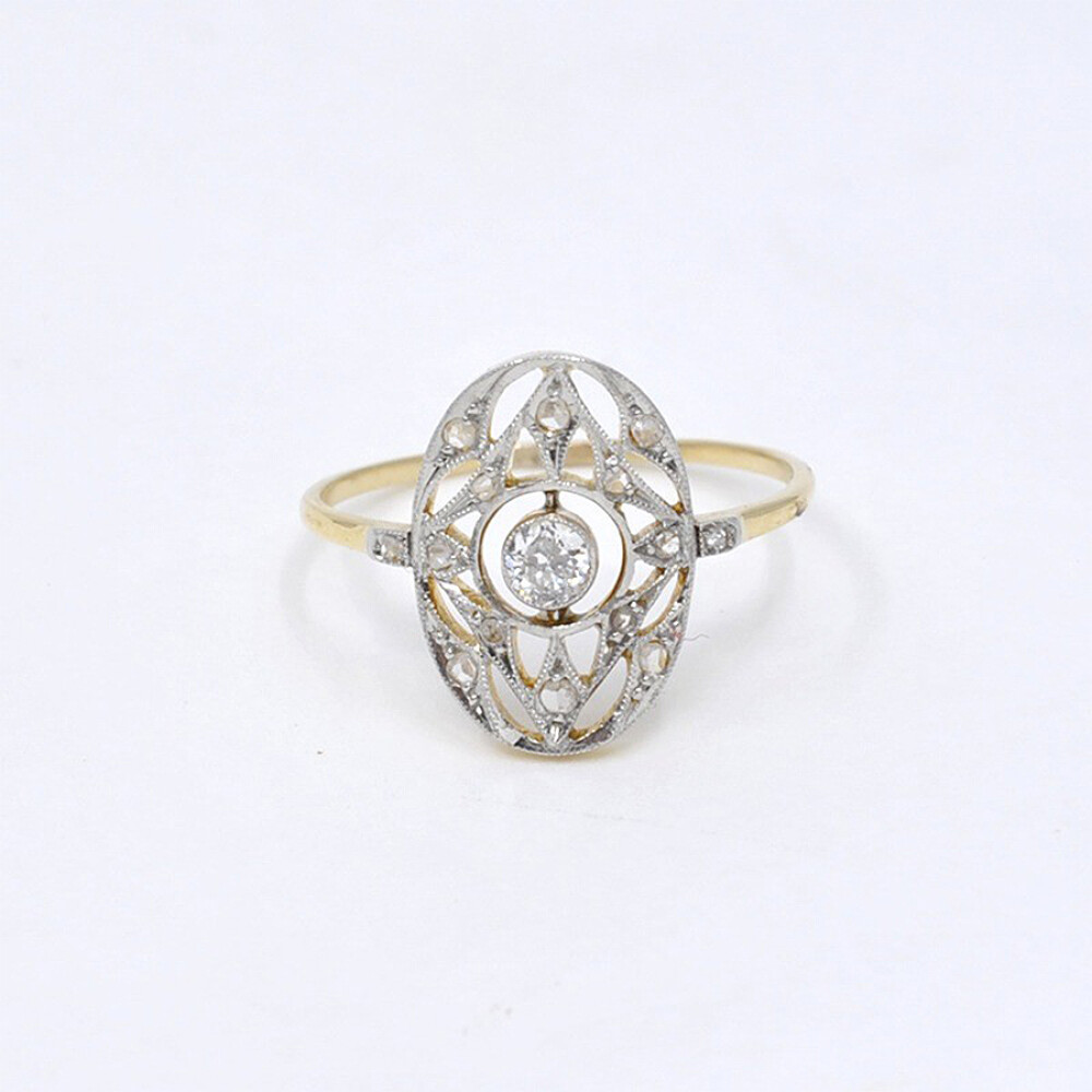 Anillo Antiguo En Oro 18K, Brillantes Y Diamantes Anillo Antiguo En Oro 18K, Brillantes Y Diamantes