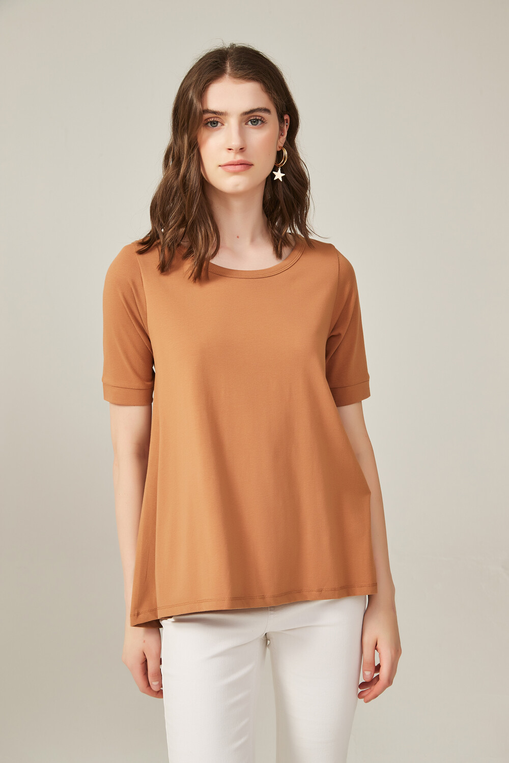 Remera Nakamura Tostado