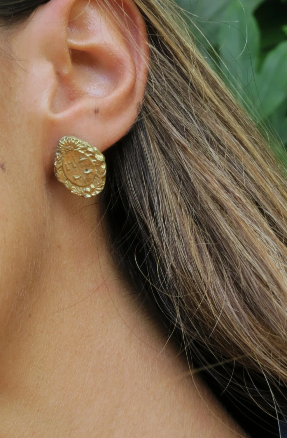 Escudo Earrings