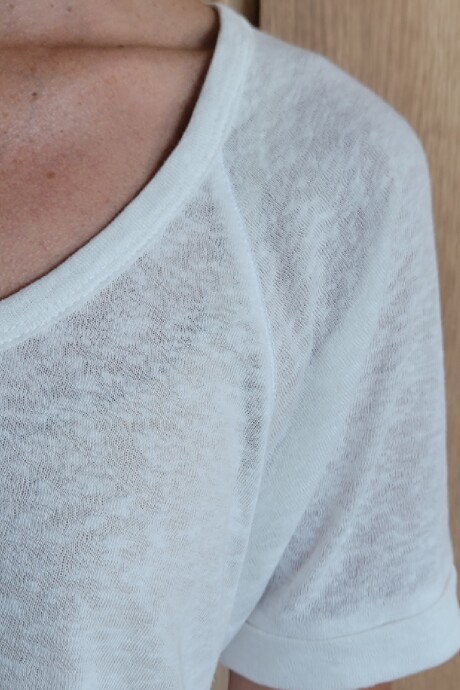 Remera Lila Blanco