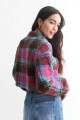 Buzo crop en corderito estampado FUCSIA