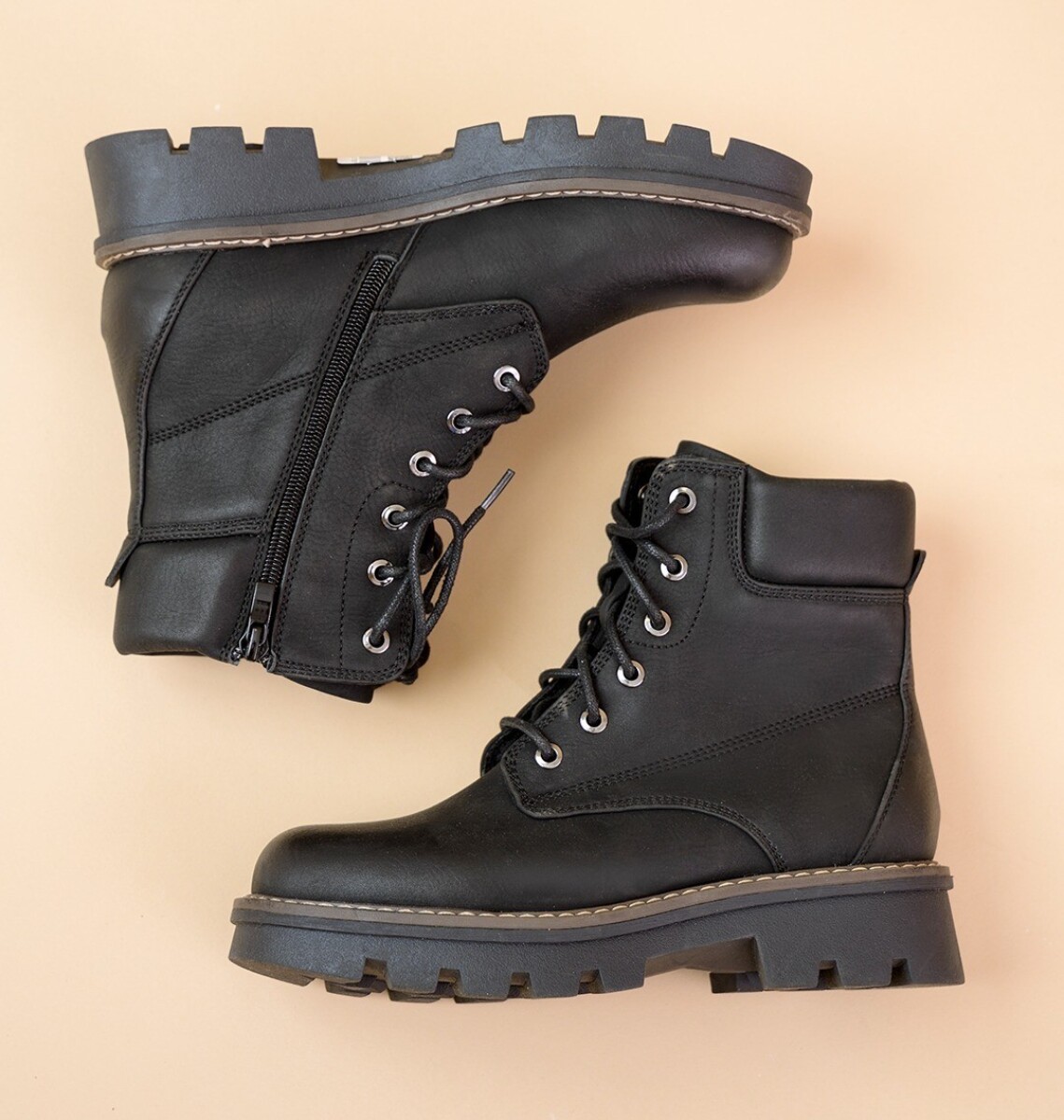 Bota Borcego. - Negro 