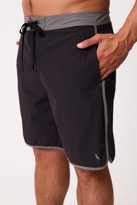 SHORT NERBAU POLANCO Negro