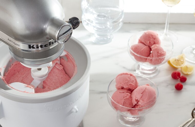 ¿Cómo utilizar el bowl para helado KitchenAid?