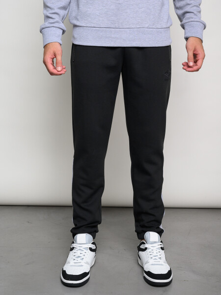 PANTALÓN JUT Umbro Hombre 025