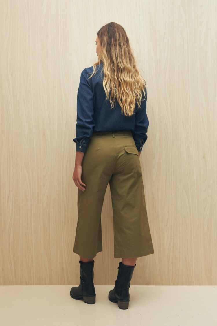 CAPRI GONNA Verde Militar