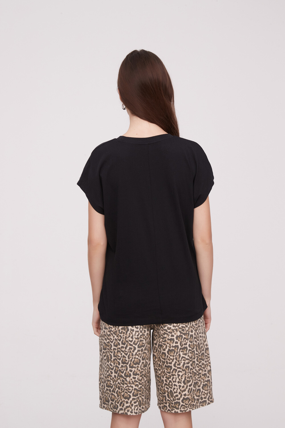 Remera Andahlo Negro