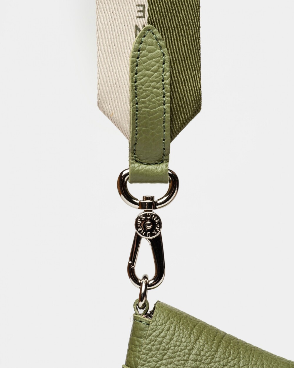 Mini bag Nina en cuero graneado Verde