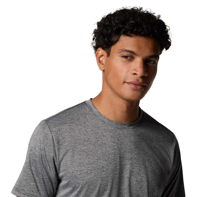 Remera Columbia Hike Crew Hombre BLACK / SHARK