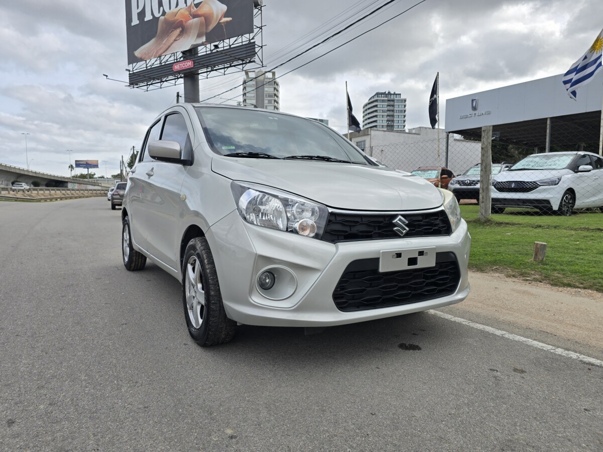 Suzuki Celerio GL 2020 EXCELENTE ESTADO!| Permuta / Financia Suzuki Celerio GL 2020 EXCELENTE ESTADO!| Permuta / Financia