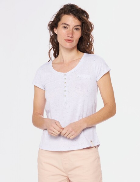 REMERA CON BOTONES Blanco