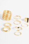 Set de ocho anillos metálicos dorado