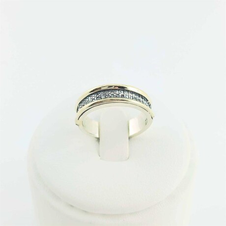 Anillo de Plata 925 con Double de Oro 18k y Circonias. Anillo de Plata 925 con Double de Oro 18k y Circonias.