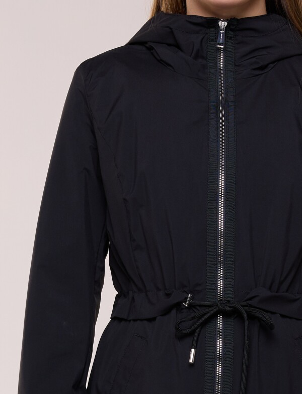 Campera Liviana Con Capucha NEGRO
